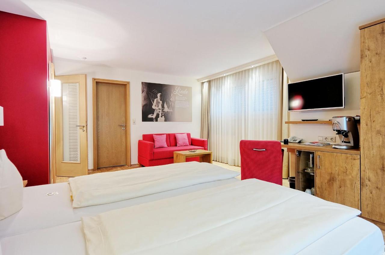 Hotel Garni Bergblick บิเบอร์อาคไบออฟเฟนบวร์ก ภายนอก รูปภาพ
